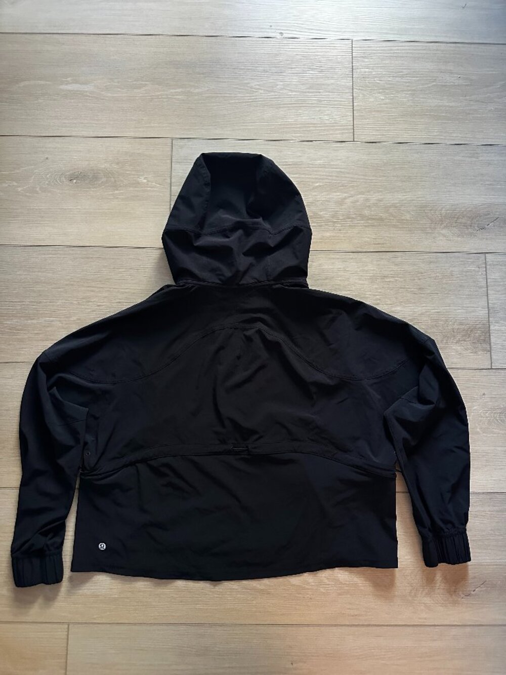 Lululemon Cropped Anorak Half-Zip Pullover- Black, Size 6 - Picture 2 of 7